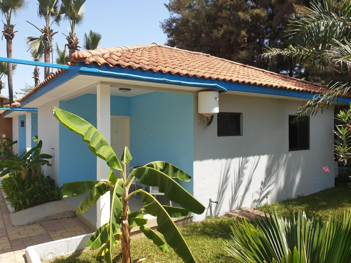 Djembe Beach Resort Kololi Exterior foto